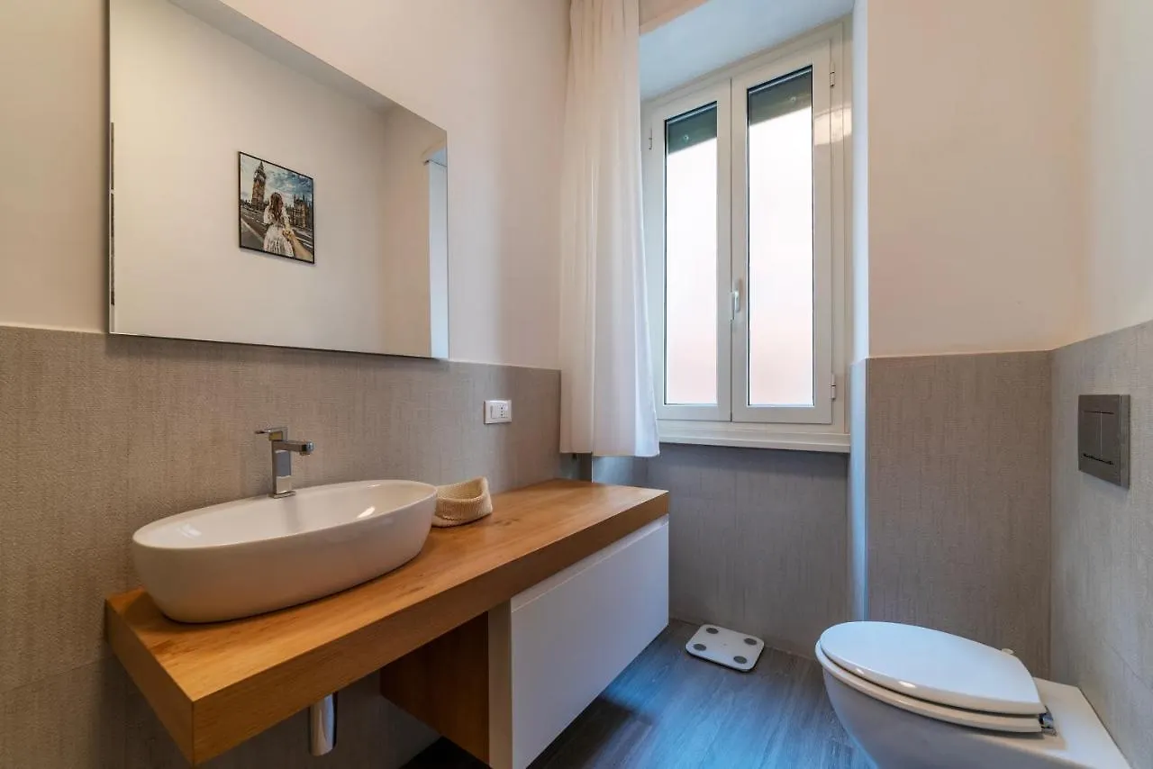 Rione Prati Comfy Apartment Roma İtalya