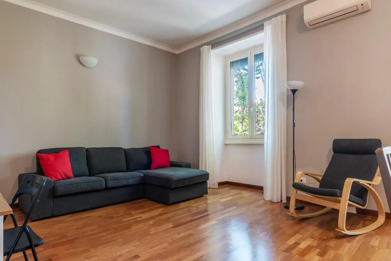 Rione Prati Comfy Apartment Rome