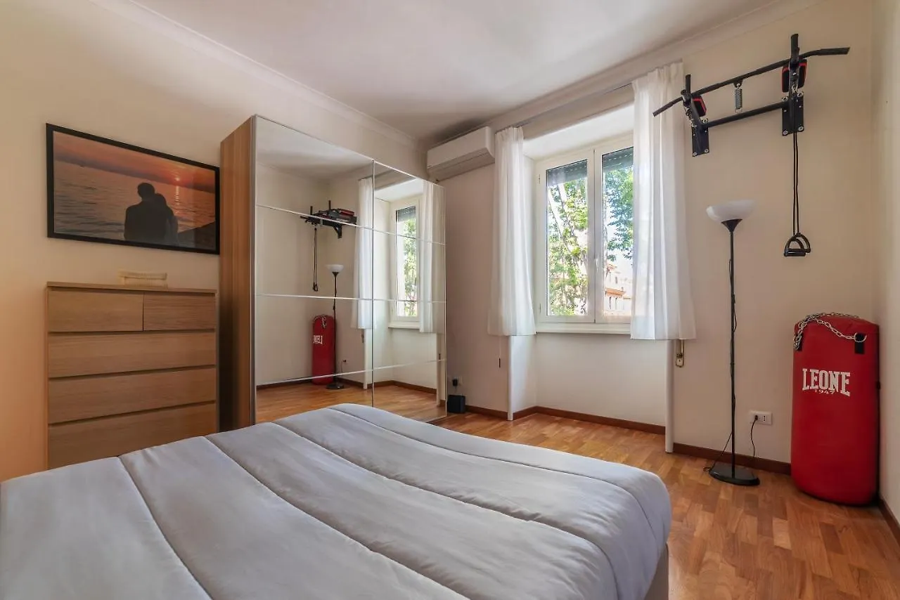 Rione Prati Comfy Apartment Rome Italy